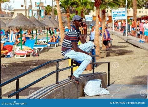 Spain Tenerife Adeje December 17 2018 Beach Vendor With A Bag Of