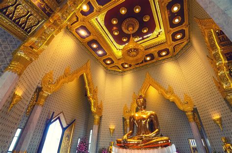 Bangkoks Golden Buddha Amazing Thailand