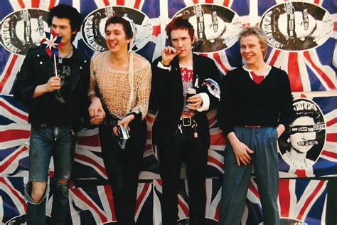 sex pistols release god save the queen revisited video