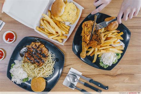 This list of 10 great local restaurants in kl, presented in alphabetical order, comprises a collection of places with delicious homemade eats, popular with locals who deem it the. Abang Gemuk Review: Halal Western Food With Huge Portions ...