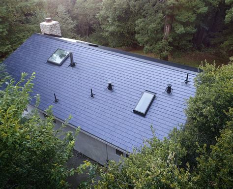 What Do Teslas Solar Roofs Look Like Curbed