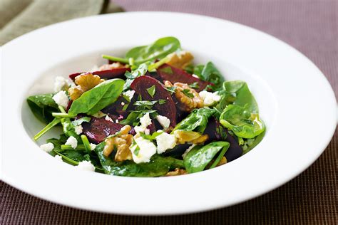 Spinach Goat Cheese Beet Salad