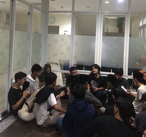 mahasiswa asal sultra duduki mess sultra di jakarta lentera sultra
