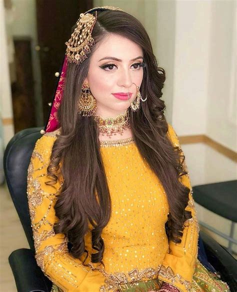 Pakistani Brides Giving Major Bridal Hairstyle Goals Pakistani Bridal Hairstyles Pakistani