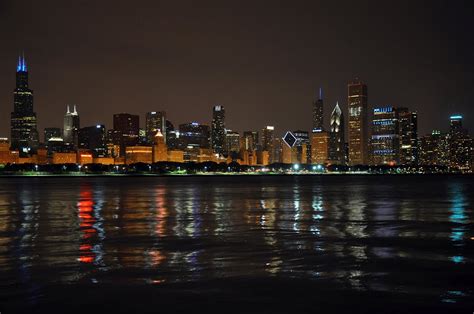 Chicago Skyline Wallpaper Night Wallpapersafari