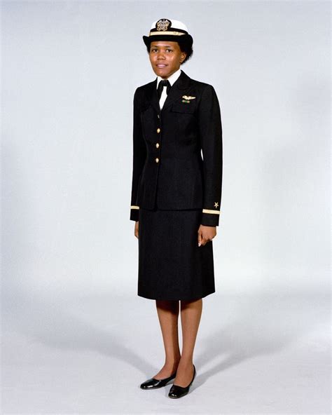 Navy Uniforms Womens Service Dress Blue Officer 1984 Uniform