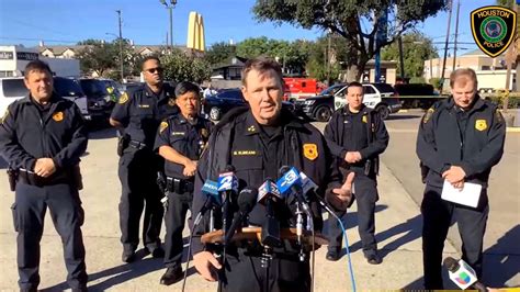 Texas Officer Shoots Kills Aggressive Panhandler Who Attacked Woman