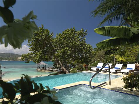 amanoka 7br vacation villa for rent in jamaica jamaican treasures jamaican treasures