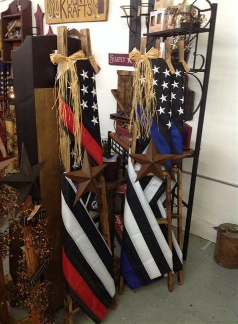 За окном красок достаточно, а добавить их в. Police and fireman flag ladders | Primitive crafts, Decor ...