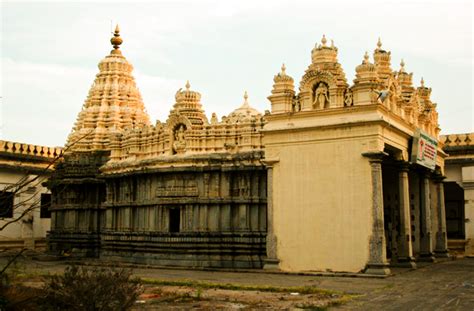 Sri Chamundeshwari Temple Mysore Images Karnataka Tourism