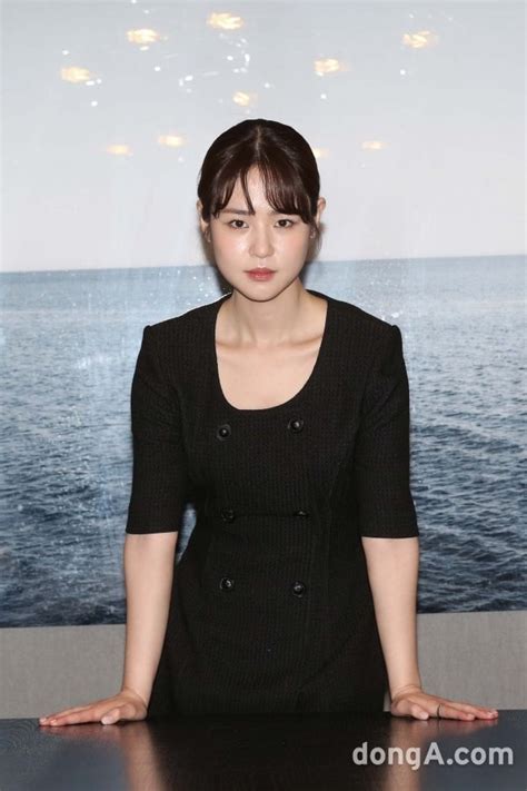 The world of the married (jtbc, 2020). DA:인터뷰 심은우 "이학주, 온앤오프 빠른 배우…작은 동지애 ...