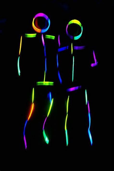 50 Awesome Glow Stick Ideas Glowsticks Neon Feest Decoraties Neon