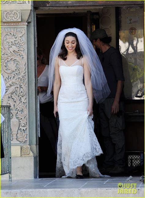 Emmy Rossum Makes For A Gorgeous Bride For Shameless Photo 3521030