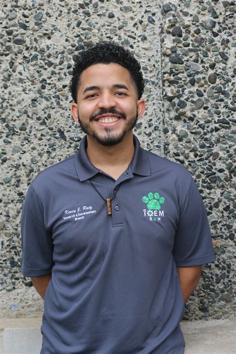 Someone who works in an office answering phones, writing letters, arranging meetings, etc. Team:UPRM/Team - 2019.igem.org