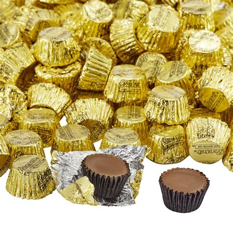4 lb reese s miniatures gold foils milk chocolate peanut butter cups candy easter 66 7 oz bulk bag