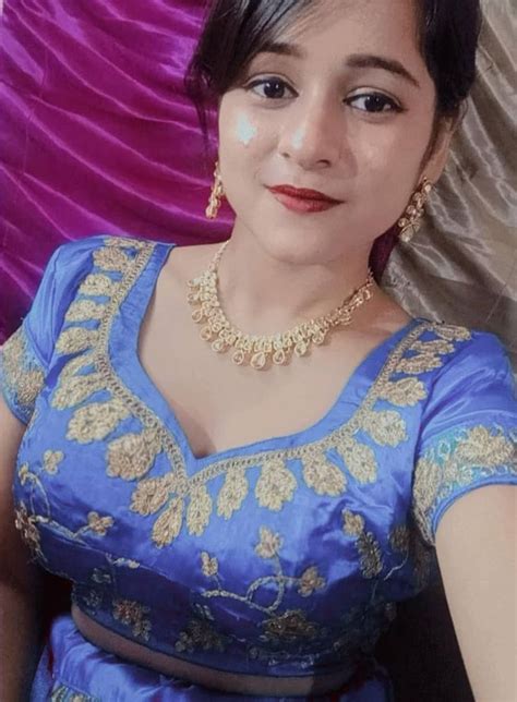 beautiful blouses beautiful dresses housewife pictures damsel india beauty beautiful