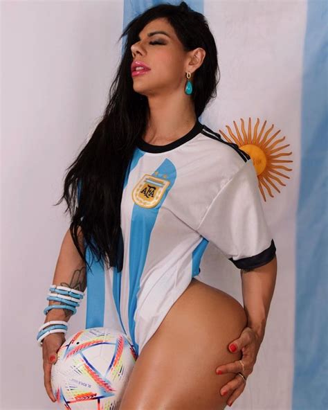 Lionel Messi Mɑd ‘miss Buм Buм Has Tatt Of Star In Chummy Place That