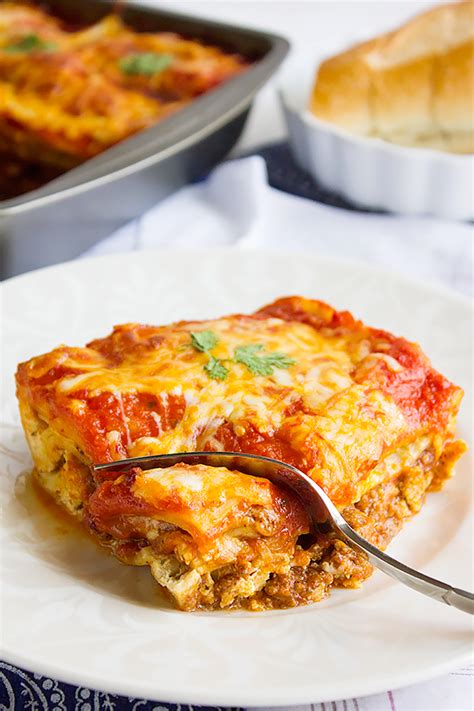 Menu yang ayue nak share kali ni adalah favorite suami ayue, resepi lasagna daging mudah dan paling sedap. Resepi Daging Bakar Simple - Surasmi F