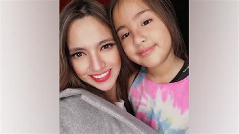 Alasan Nia Ramadhani Larang Putrinya Bikin Akun Instagram Cantik