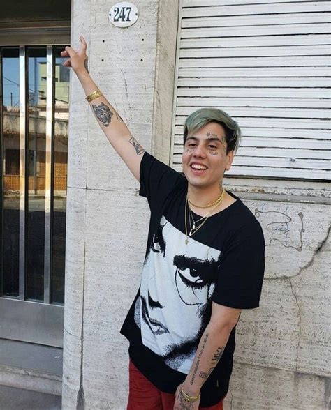 En 2018 creó el trío musical modo diablo con neo pistea e ysy a. Duki🚬 | Artistas de la música, Cantantes, Famosos