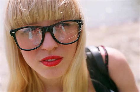 Consejos De Maquillaje Para Chicas Con Gafas