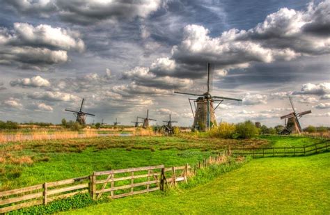While there are four unesco world heritage sites in malaysia, we have five more sites that are currently on the tentative list. UNESCO World Heritage at Kinderdijk | Heavenly Holland