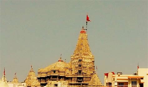Dwarkadhish Temple In Dwarka Gujarat India Travel Blog