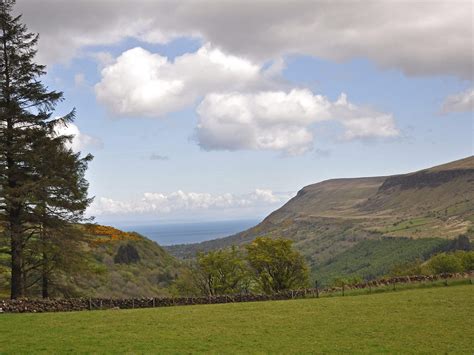 Glenariff Forest Park Rainbow Trail Guide 10adventures