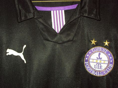 Team profile page of újpest fc with squad, recent matches, team details and more. Ujpest FC Away football shirt 2009 - 2010.