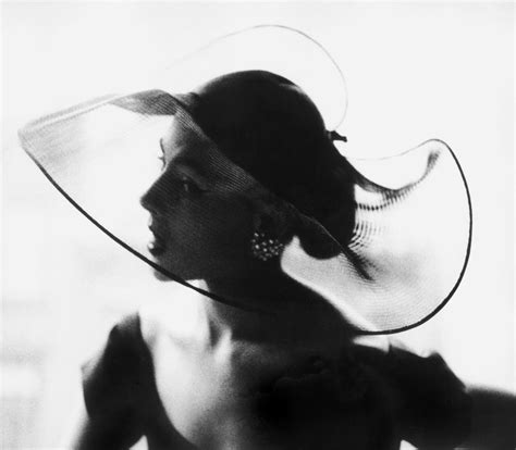 Amazing Black And White Fashion Photography By Lillian Bassman In The