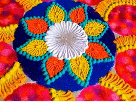Diwali 2019 Rangoli Designs 10 Unique Rangoli Designs Made Of Rice