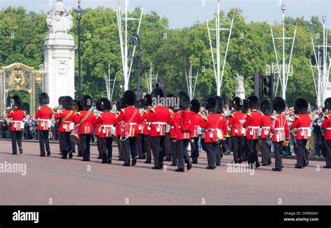 British Army Marching Band On The Mall In London Stock Photo Alamy