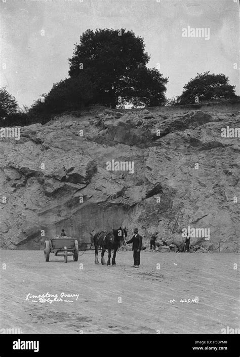 Limestone Quarry Dolyhir Stock Photo Alamy