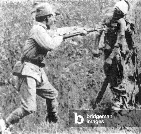 Image Of China Rape Of Nanking Japanese Soldier Bayoneting Bound Chinese