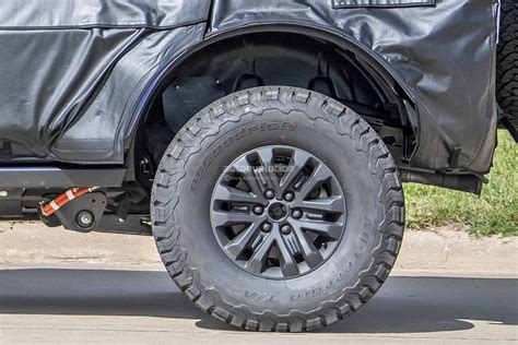 The 2022 Ford Bronco Warthog Looks Too Wide For Narrow Off Road Trails