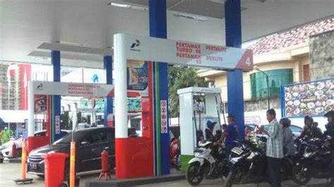 Logikanya, dengan harga minyak mentah sekarang di kisaran 25 dollar as per barel, harga bbm tersebut di atas bisa lebih murah lagi. Per 1 Februari 2020, Pertamina Sesuaikan Harga Pertamax ...