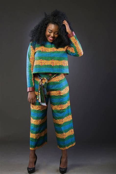Dungi desene animate si benzi desenate fond imitație flori altele geometric abstract clasic. Résultat de recherche d'images pour "model pagne africain ...