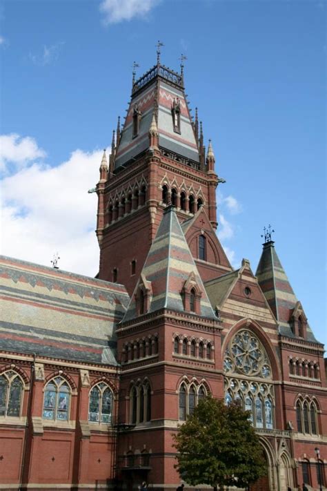 Explore Harvard University In This Photo Tour Harvard Campus College