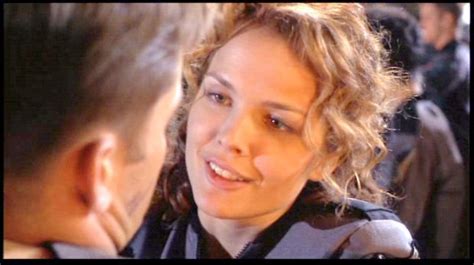 Dina Meyer As Dizzy Flores In Starship Troopers Redheadsanctuary