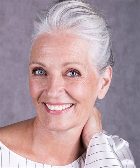 58 Silver Hairstyles For Women Over 50