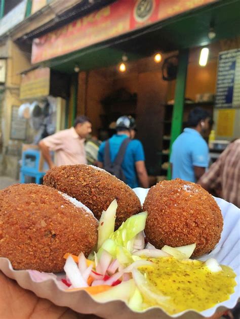 Top 5 Kolkata Street Foods To Savor Street Food Food Indian Street Food