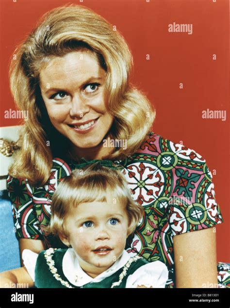 Bewitched Tv Series 1964 1972 Usa Created By Sol Saks Elizabeth Montgomery Diane Murphy Stock