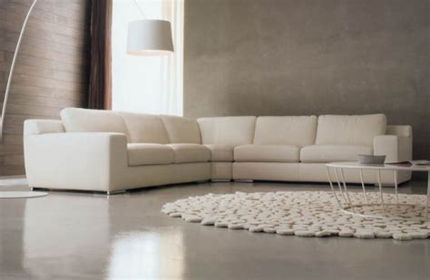 Modern Interior Living Room Design With A White Sofa Yirrma