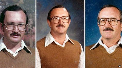 Teacher Wears Same Clothes For 40 Years Of Yearbook Photos Bbc Newsround