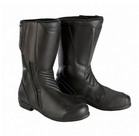 If you enjoy long tours and are looking for a pair of men's riding boots equal parts comfort and protection, alpinestars belize drystar motorcycle boot is perfect for you. 8 of the best motorcycle touring boots | Adventure Bike Rider