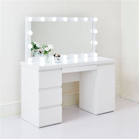 In stock & ready to ship. LED Hollywood Mirror With Dressing Table Bulb Lights ...