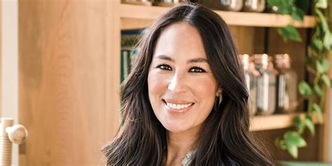 I had never seen an episode of fixer upper before a friend of mine gave me this to borrow with a strong recommendation. Joanna Gaines Hearth and Home Target Collection - Magnolia Products Spring 2019