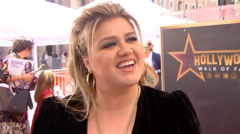 Watch Access Hollywood Highlight Kelly Clarkson Says Celebrating