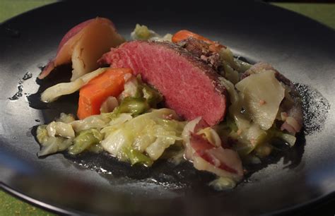 Place the corned beef in a colander in the sink and rinse well under cold running water. The 99 Cent Chef: Corned Beef and Cabbage - Video Recipe