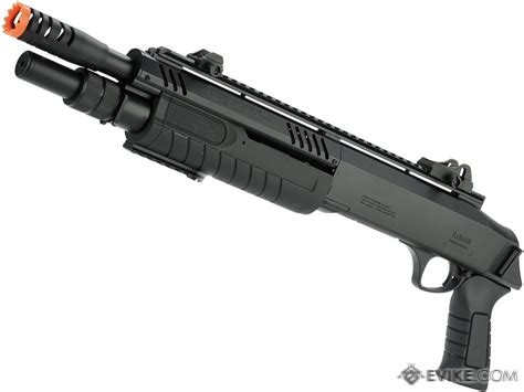 Short Barrel Pump Action Shotgun